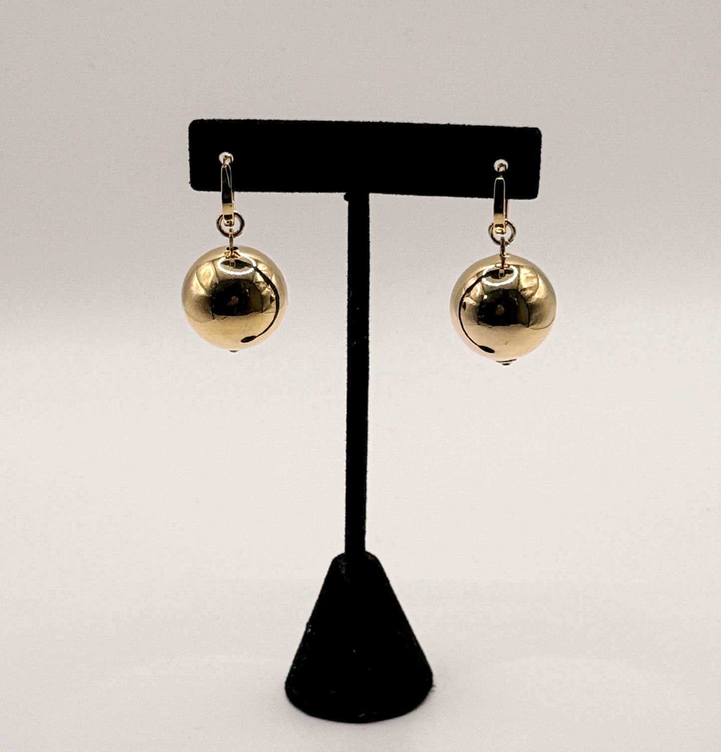 EARRING HOOPS LARGE SPHERE