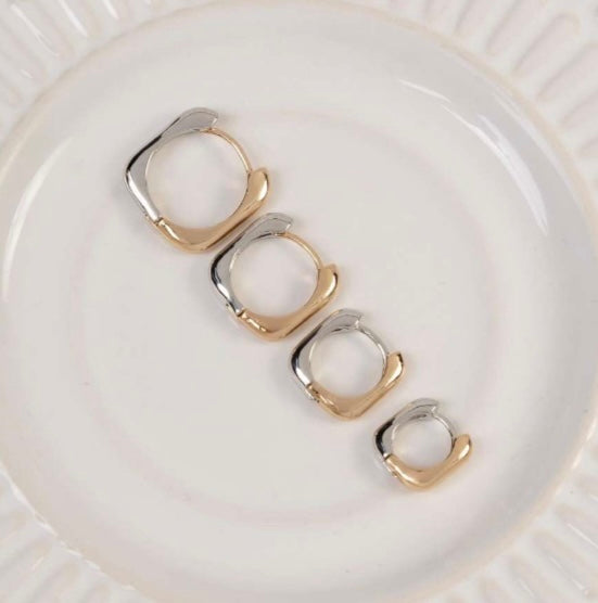 EARRING HOOP SQUARED XL GOLD/SILVER