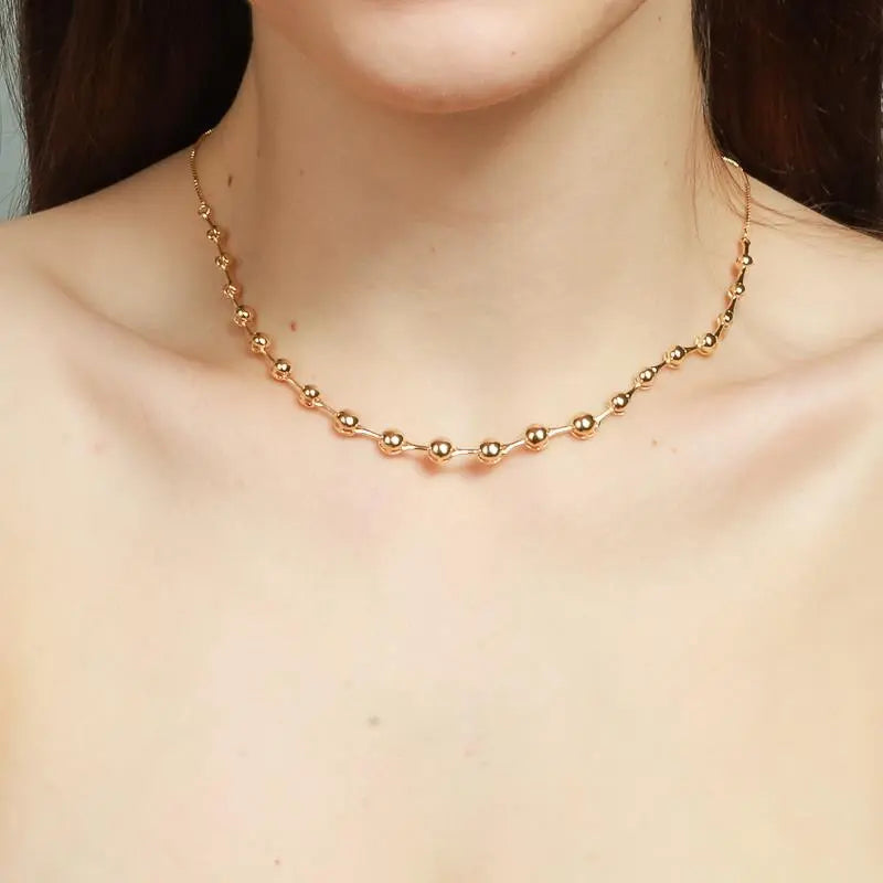 NECKLACE HALF SPHERES