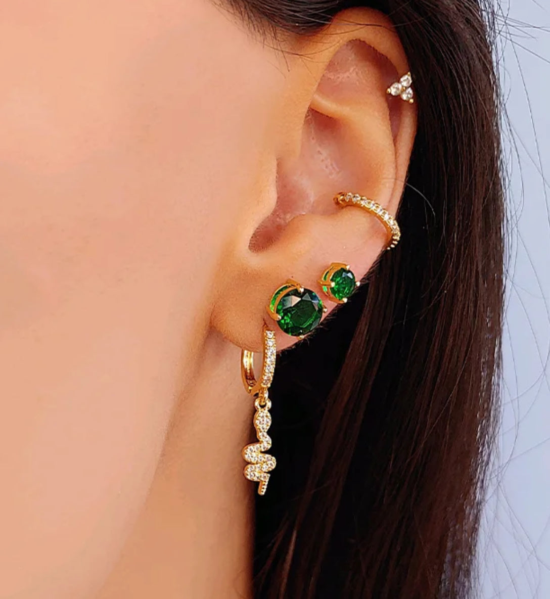 EARRING ROUND EMERALD GREEN