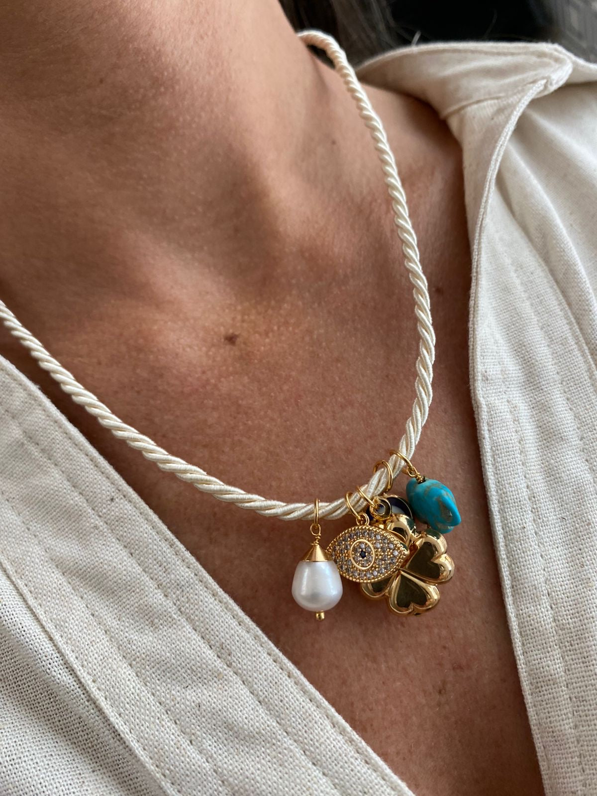 NECKLACE/BRACELET IVORY ROPE LUCKY SYMBOLS (patuá)