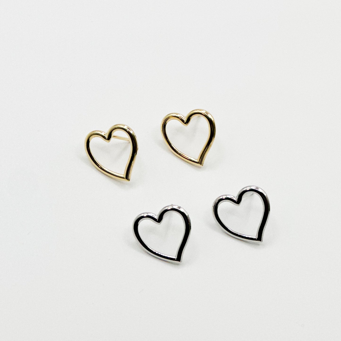 EARRING HEART THIN CONTOUR