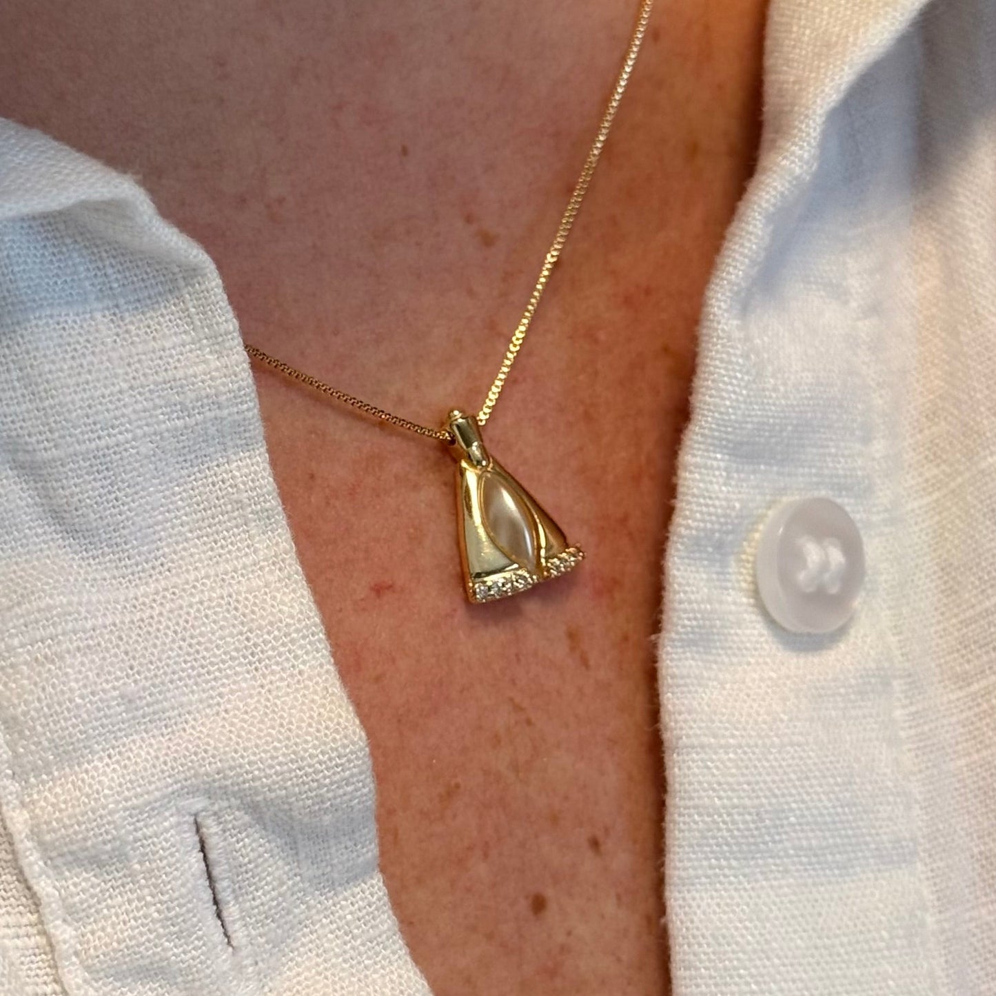 NECKLACE OUR LADY APARECIDA WITH A PEARL