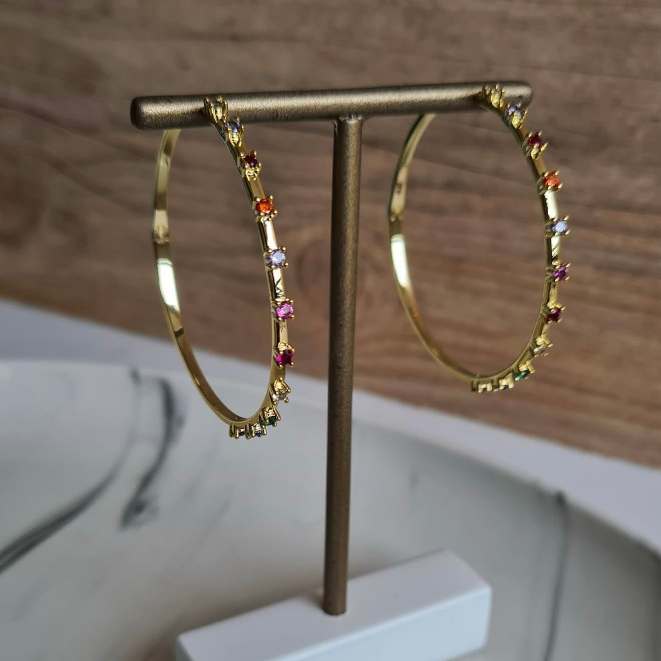 EARRING HOOPS COLOR CRYSTALS