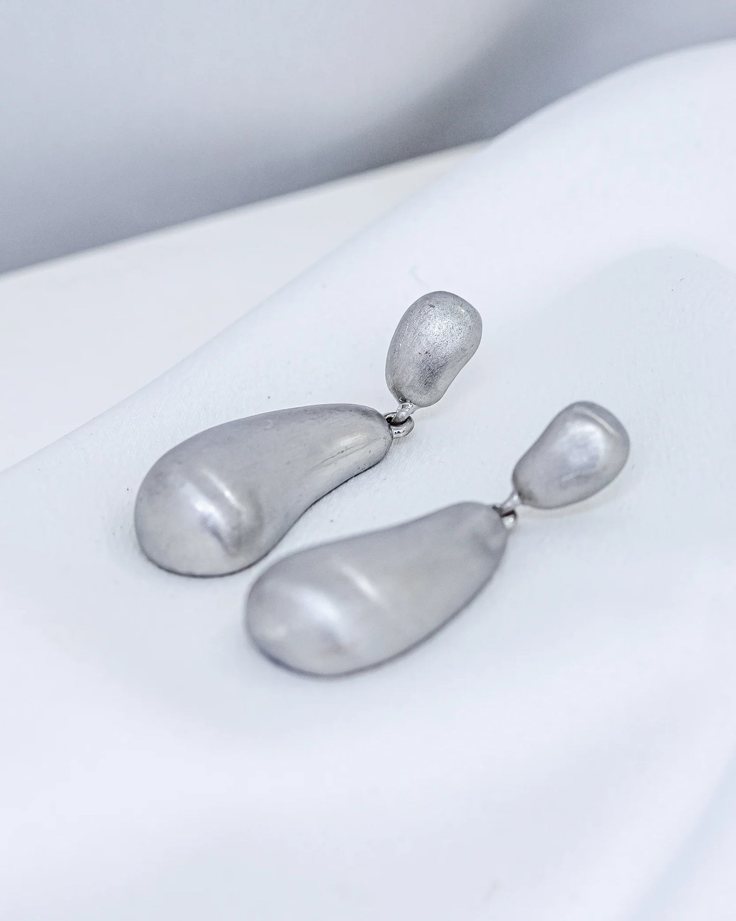 EARRINGS 2 ORGANIC TEAR DROPS BRUSHED