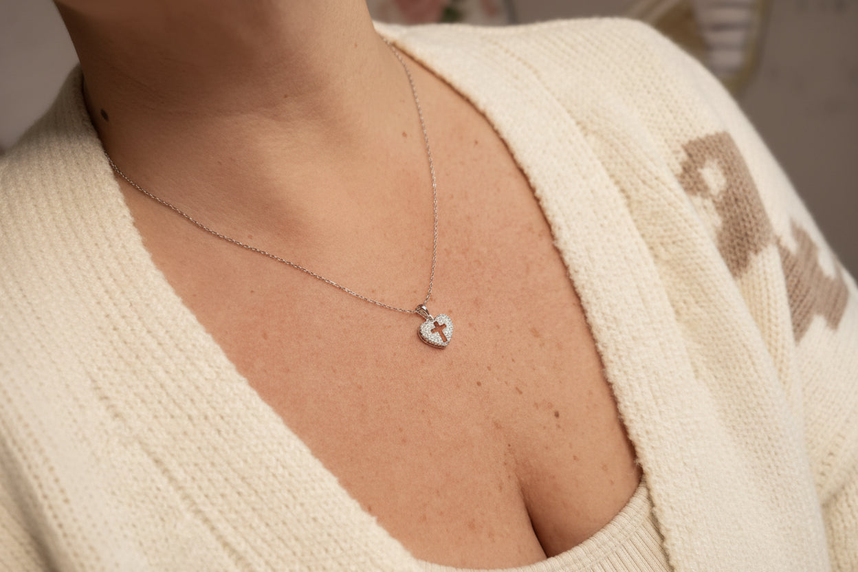 NECKLACE HEART CROSS STUDDED MOISSANITES