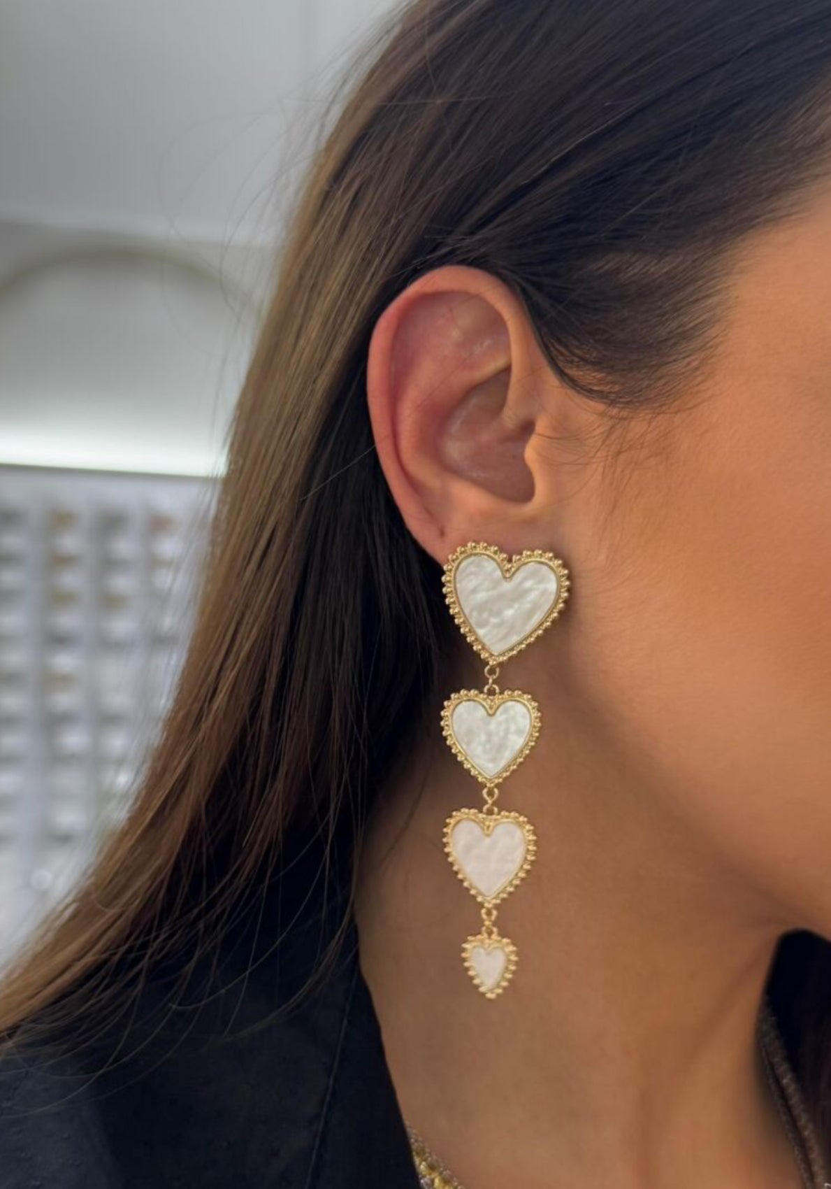 EARRINGS MOTHER OF PEARL 4 HEARTS