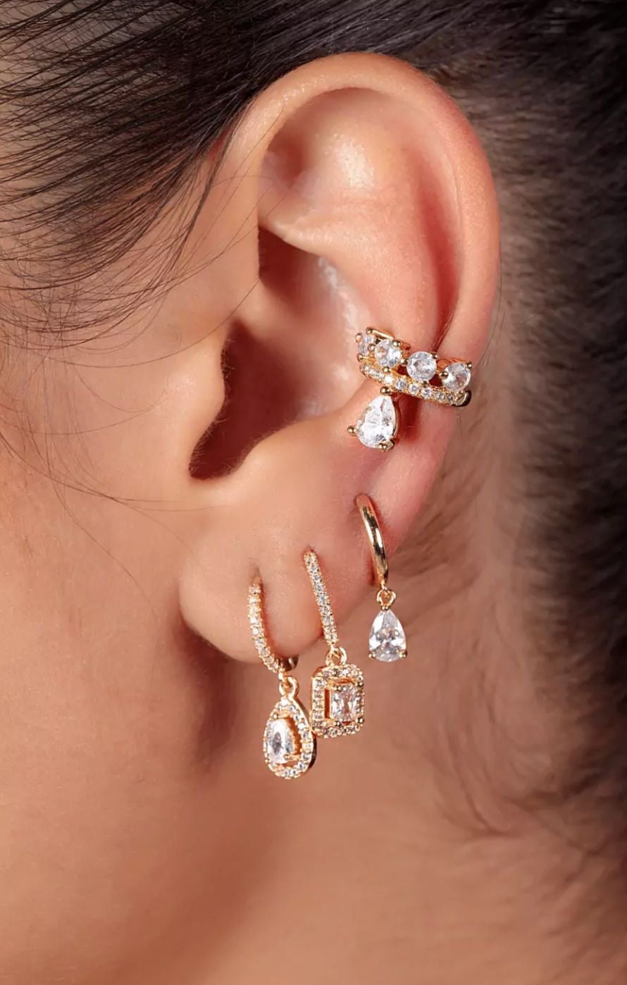 EARRING MINI HUGGIE HOOPS WITH CZ PENDANTS