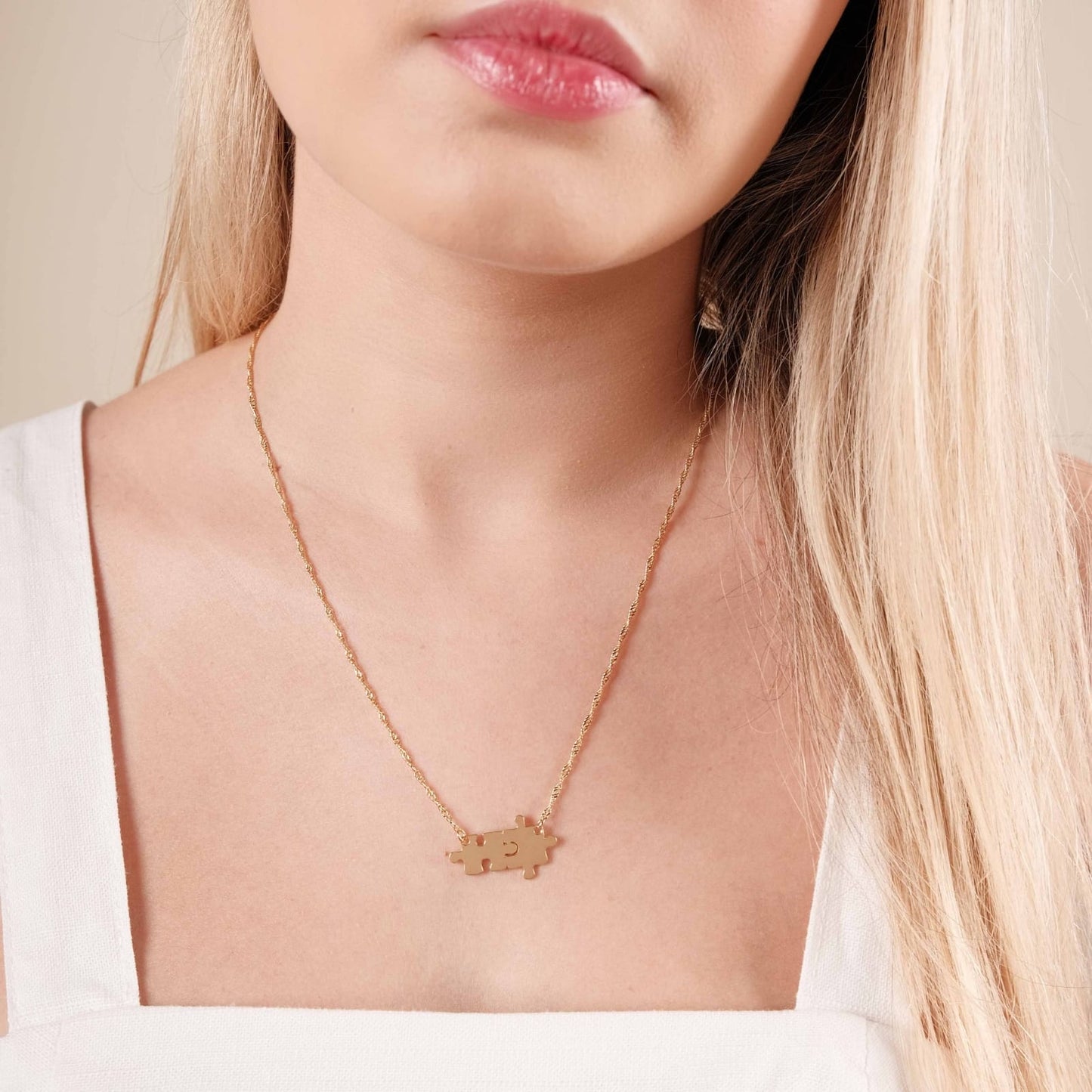 NECKLACE PUZZLE