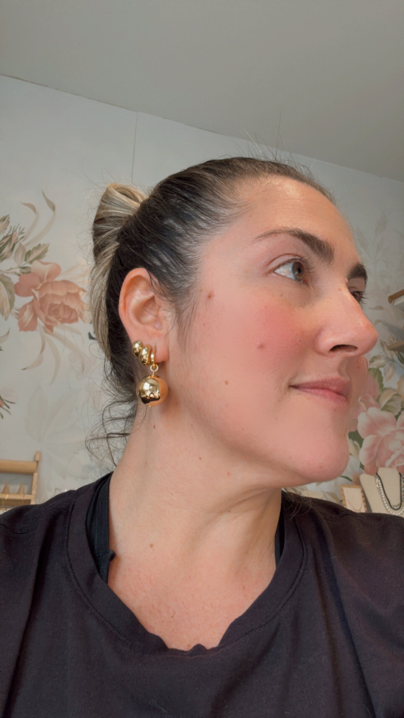 EARRING HOOPS LARGE SPHERE