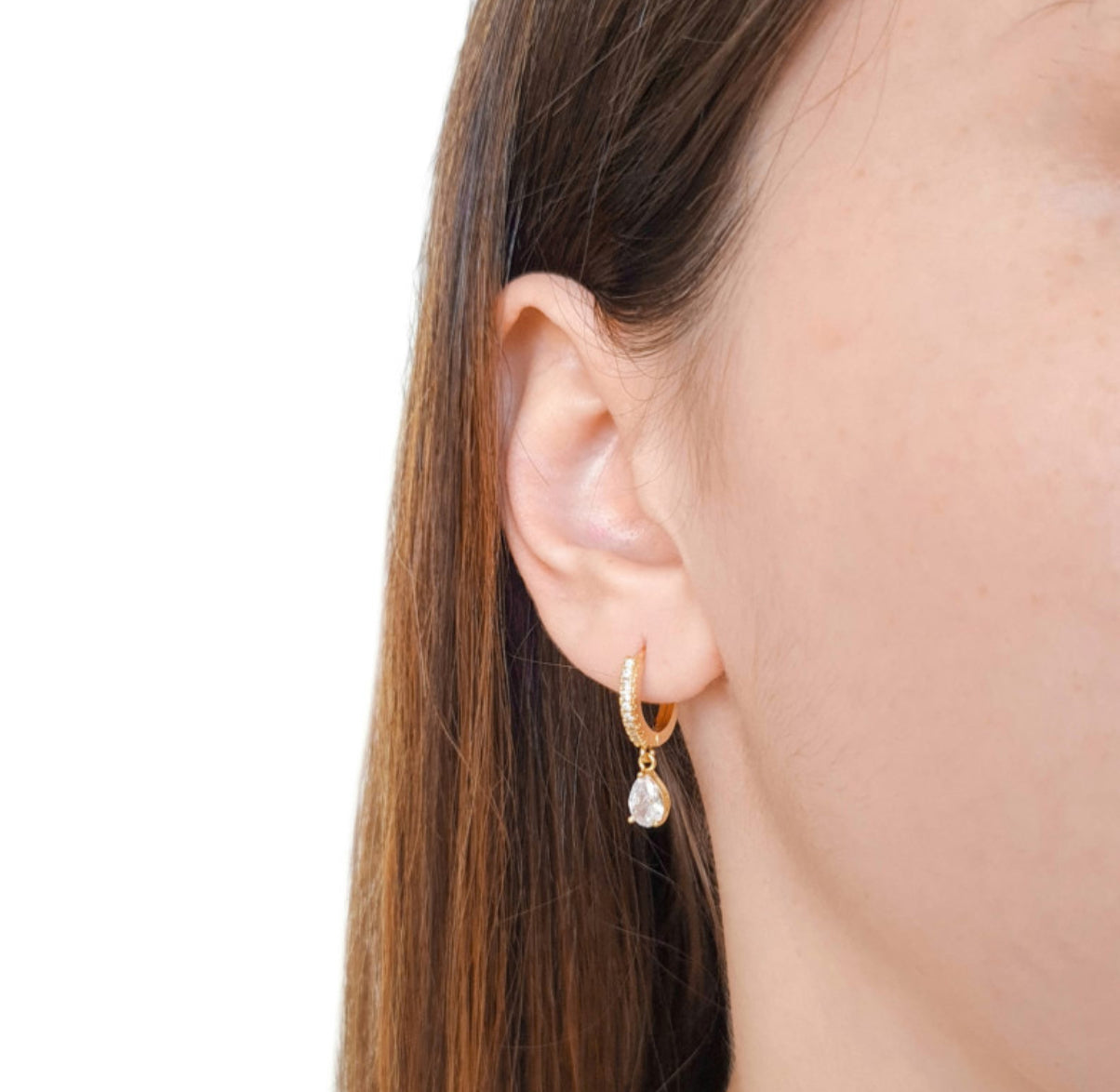 EARRING SMALL HOOPS CRYSTALS