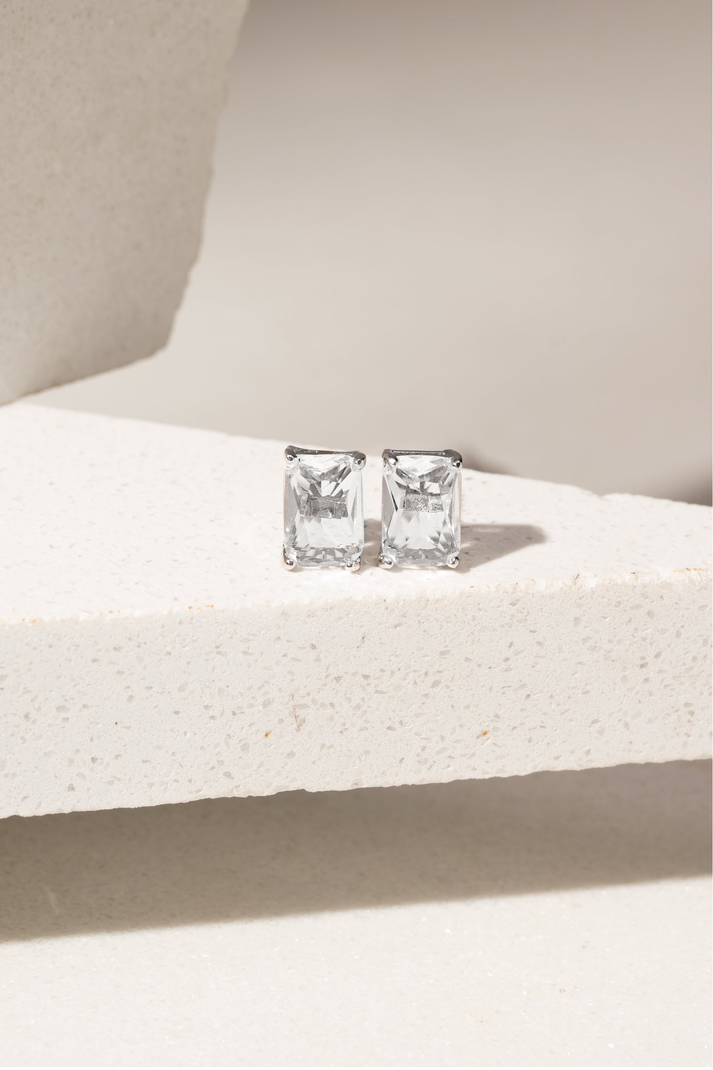 EARRINGS RECTANGLE CRYSTAL 6x9