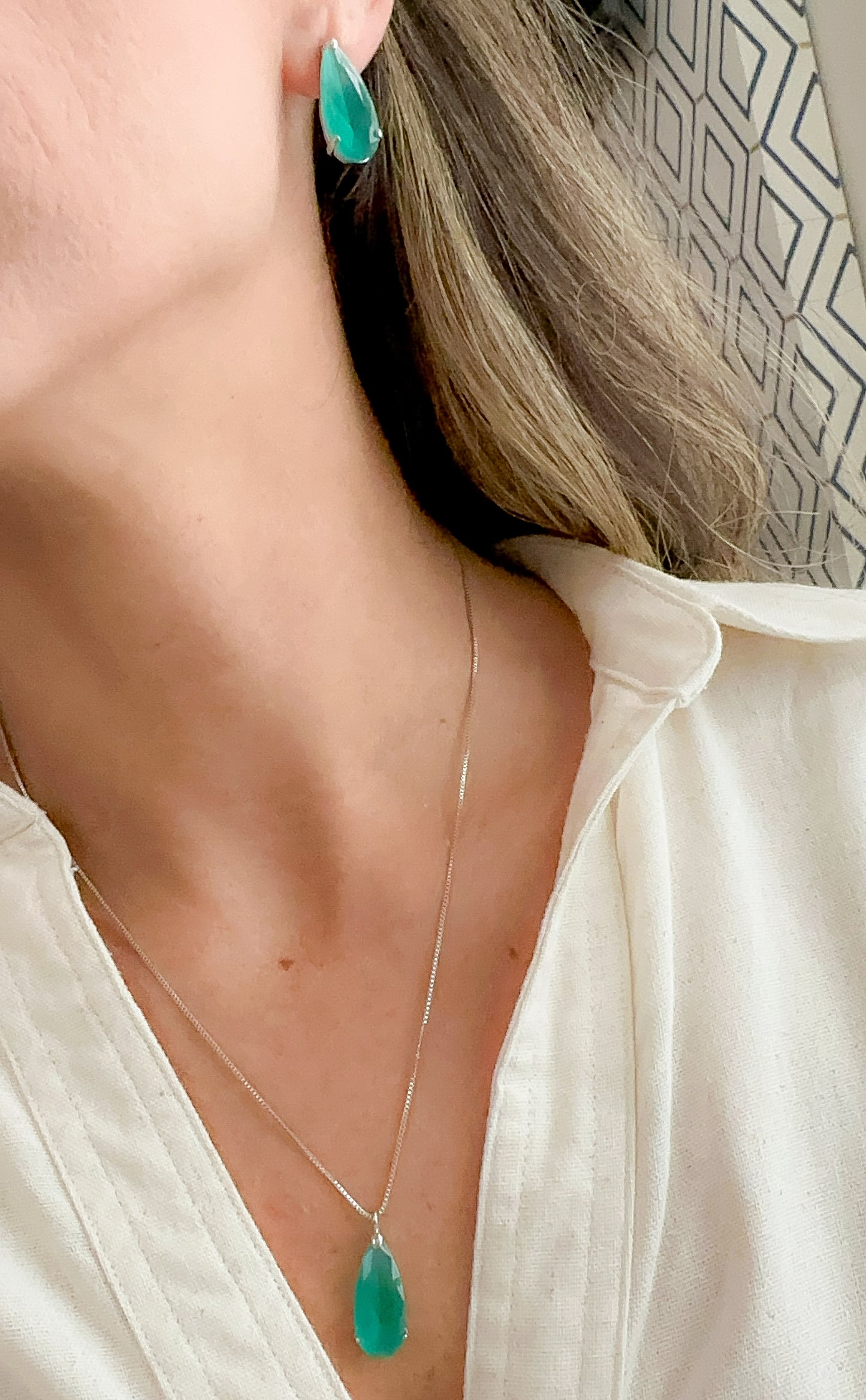 NECKLACE+EARRING SET 22x9 TEAR DROP GREEN TURMALINE CRYSTAL