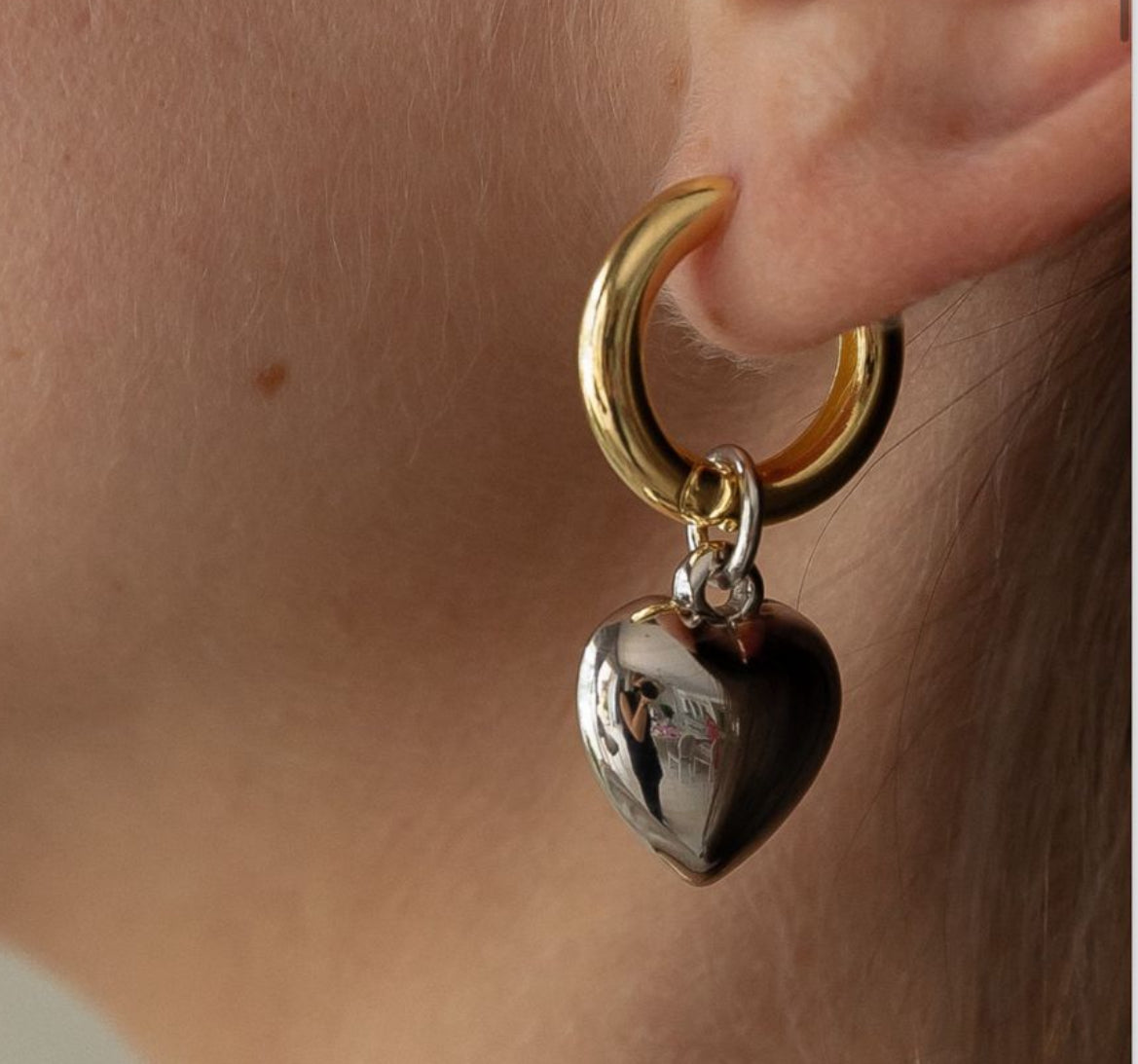 EARRING HOOP HEART DUO PLATED