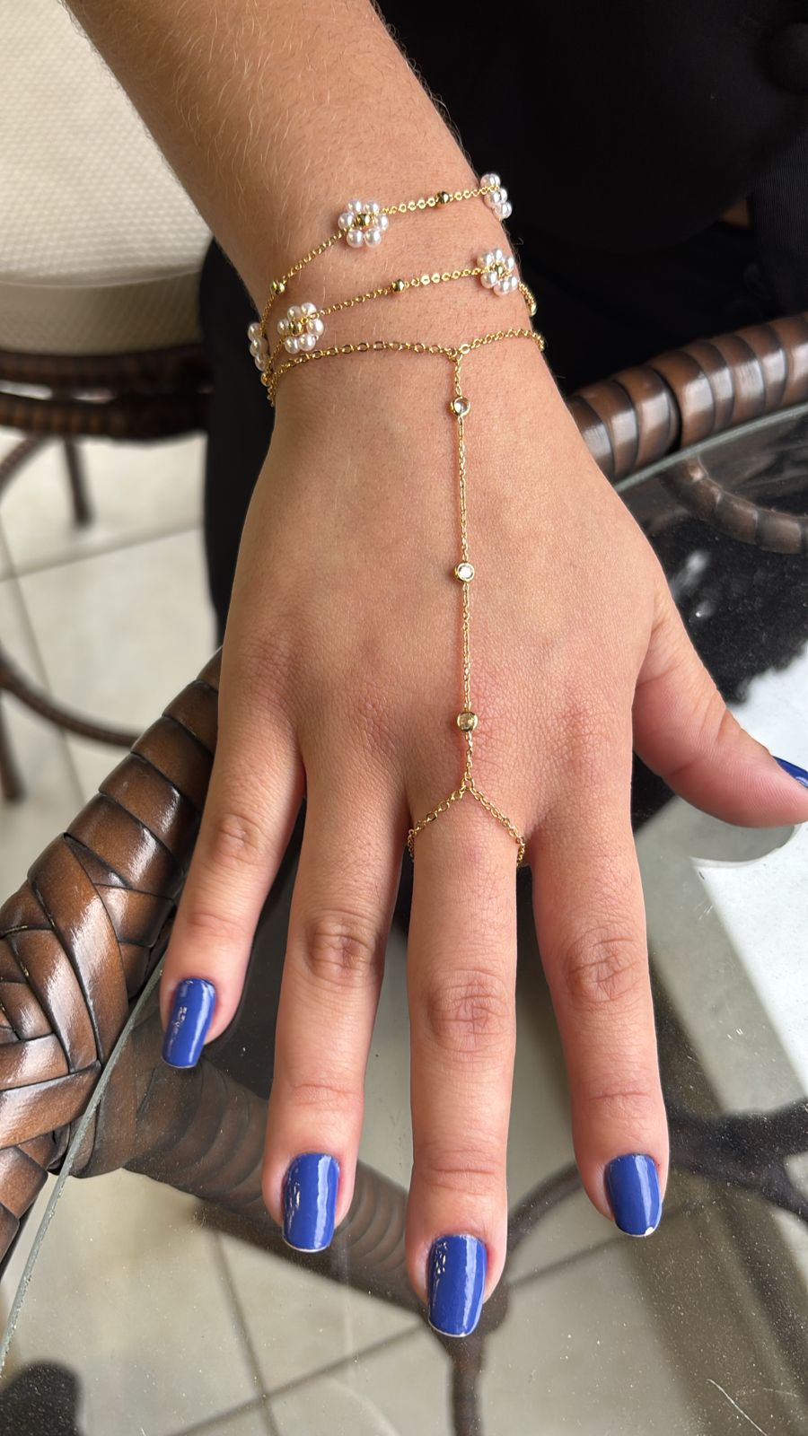 HAND BRACELET WITH CUBIC ZIRCONIA