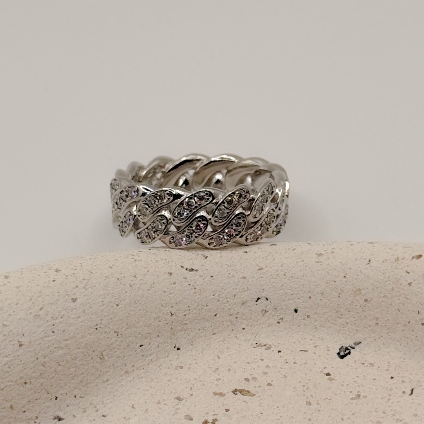 RING BRAIDED WITH MOISSANITE