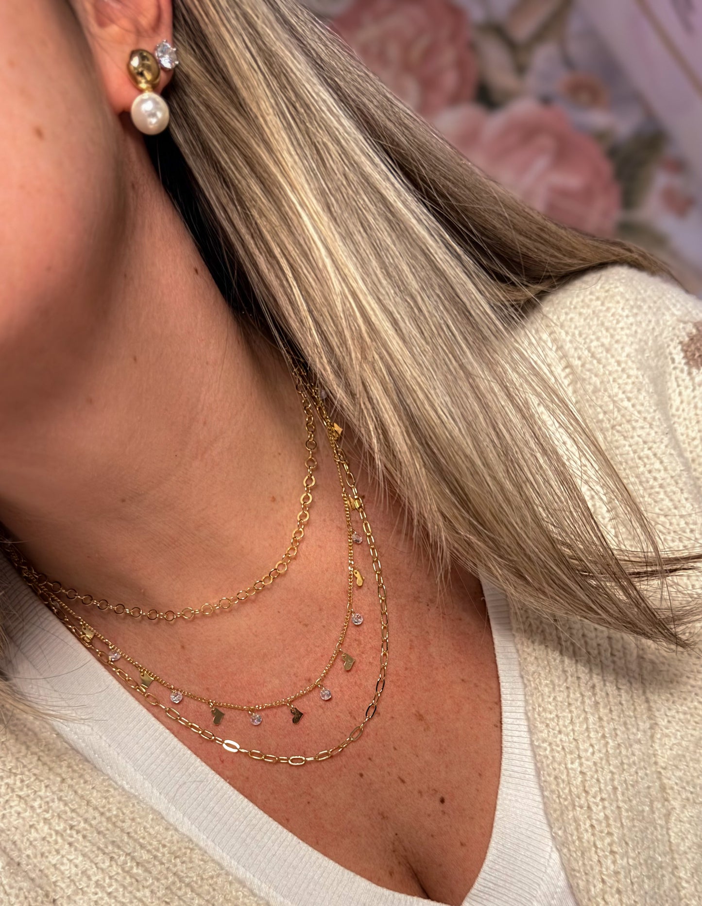 COLAR 3 em 1 CORRENTE CORAÇÕES E CRISTAIS