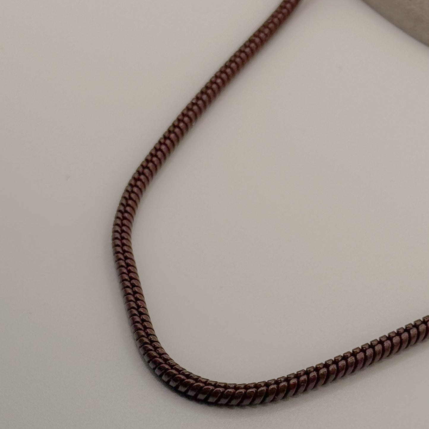 NECKLACE BROWN PAINTED CHAIN