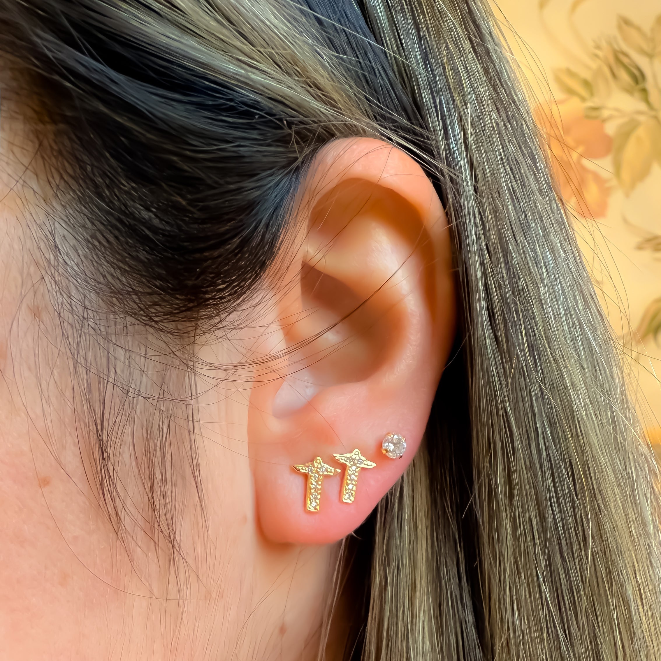 EARRINGS SMALL CHRIST THE REDEEMER CRYSTALS