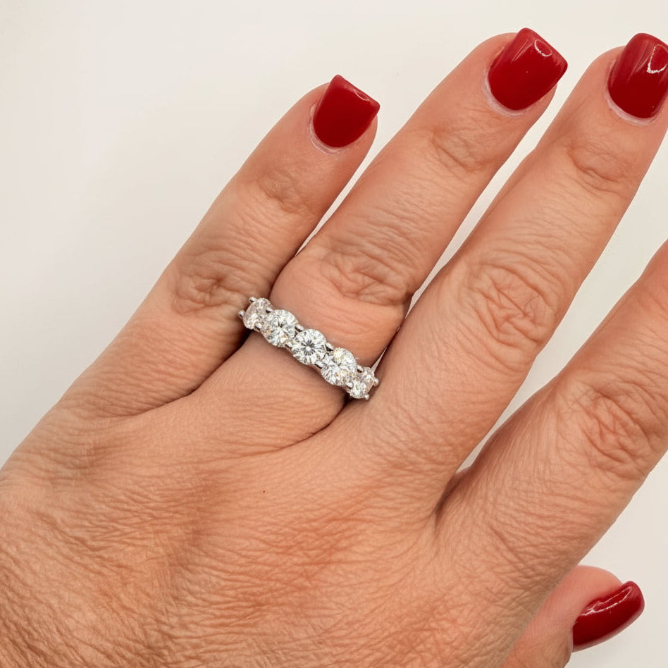 RING 5 ROUND MOISSANITES 2.5CT TOTAL