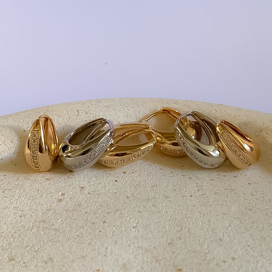 EARRING HOOPS TRIO GOLD/SILVER WITH CRYSTAL LINE