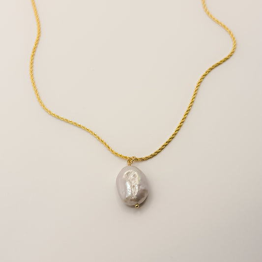 NECKLACE TWISTED CHAIN AND BAROQUE PEARL