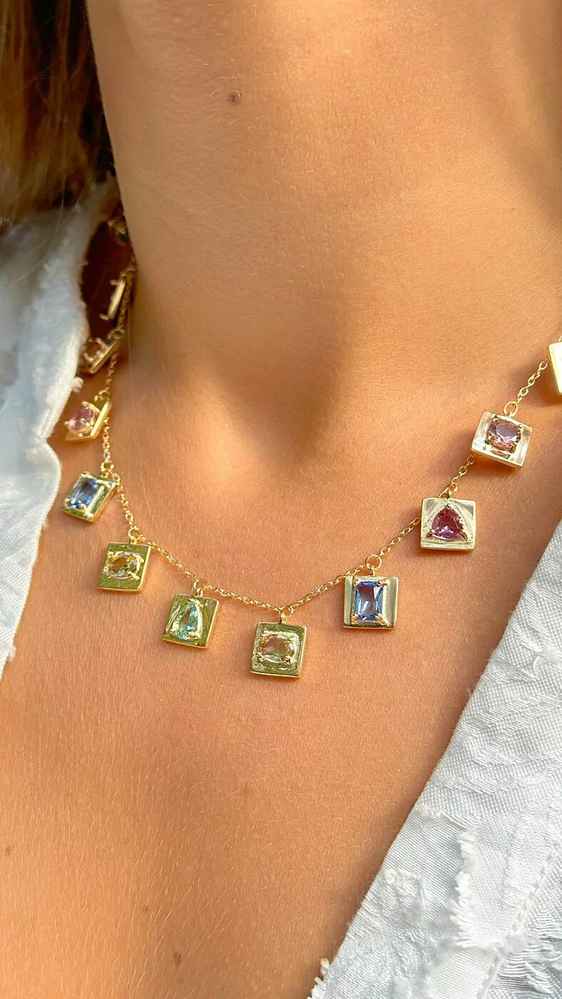 NECKLACE SQUARE COLOR CRYSTAL CHARMS
