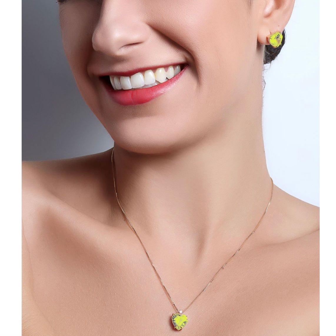 NECKLACE + EARRING PERIDOT HEART SET