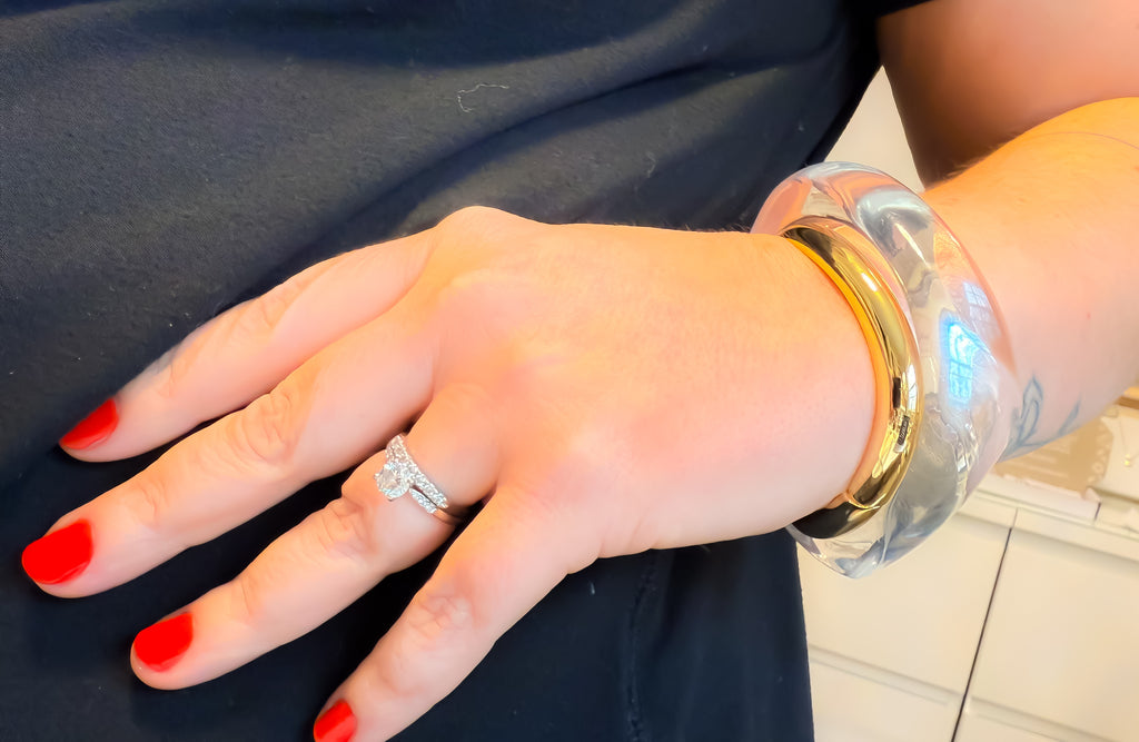 BRACELET BANGLE CLEAR RESIN