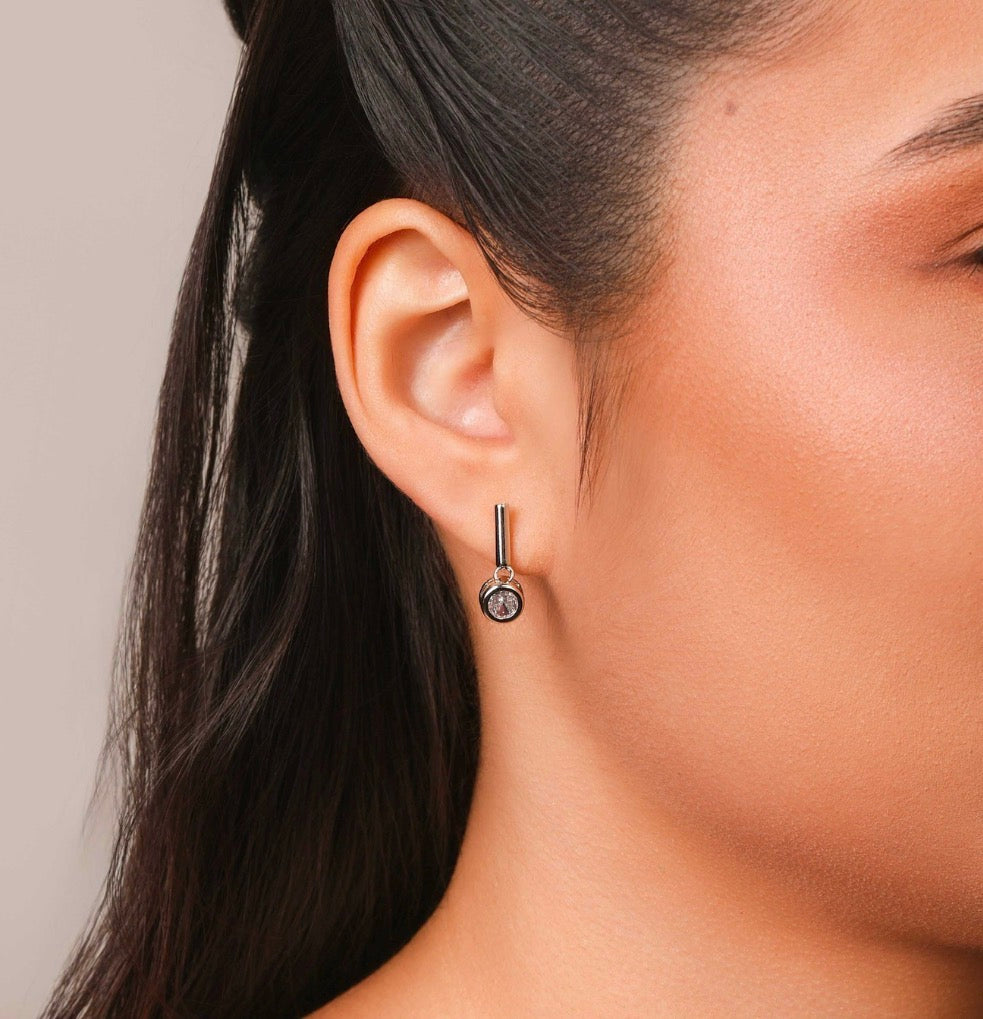 EARRINGS VERTICAL BAR WITH CUBIC ZIRCON