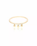 RING WITH MINI CIRCLES