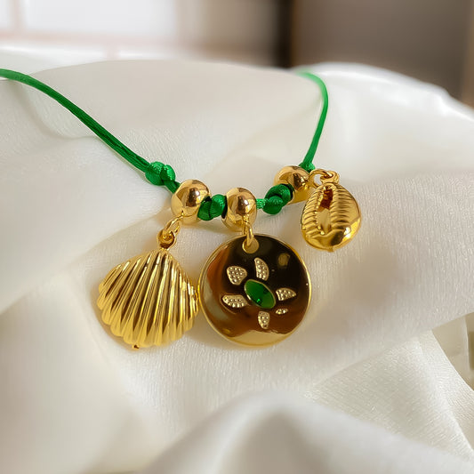 NECKLACE GREEN SILK STRING BEACH ELEMENTS