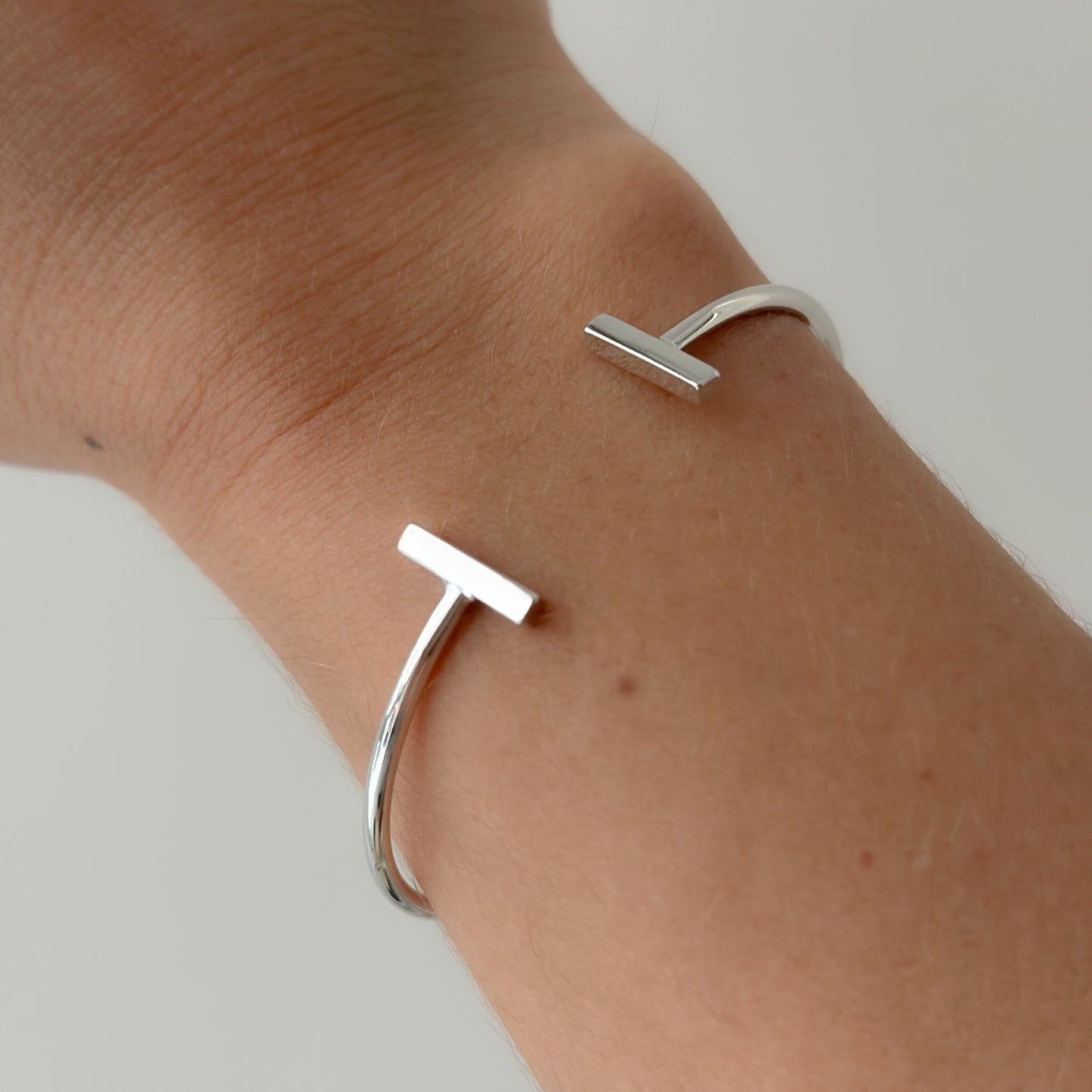 BRACELET WIRE T SHAPE