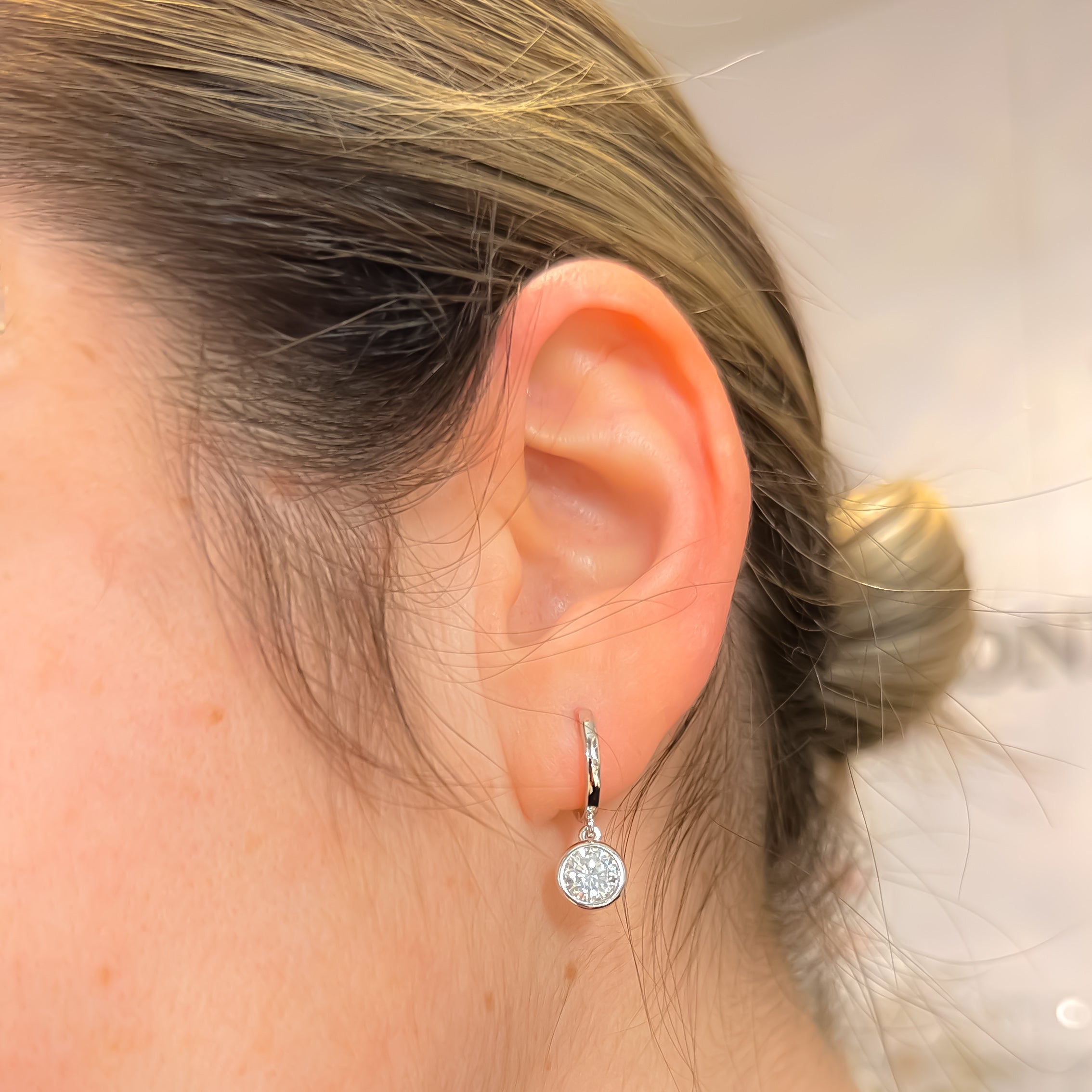 EARRING HOOP 1CT MOISSANITE PENDANT