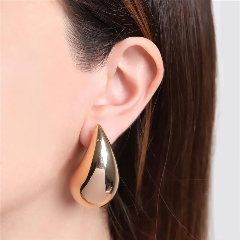 EARRING HAILEY TEAR DROP