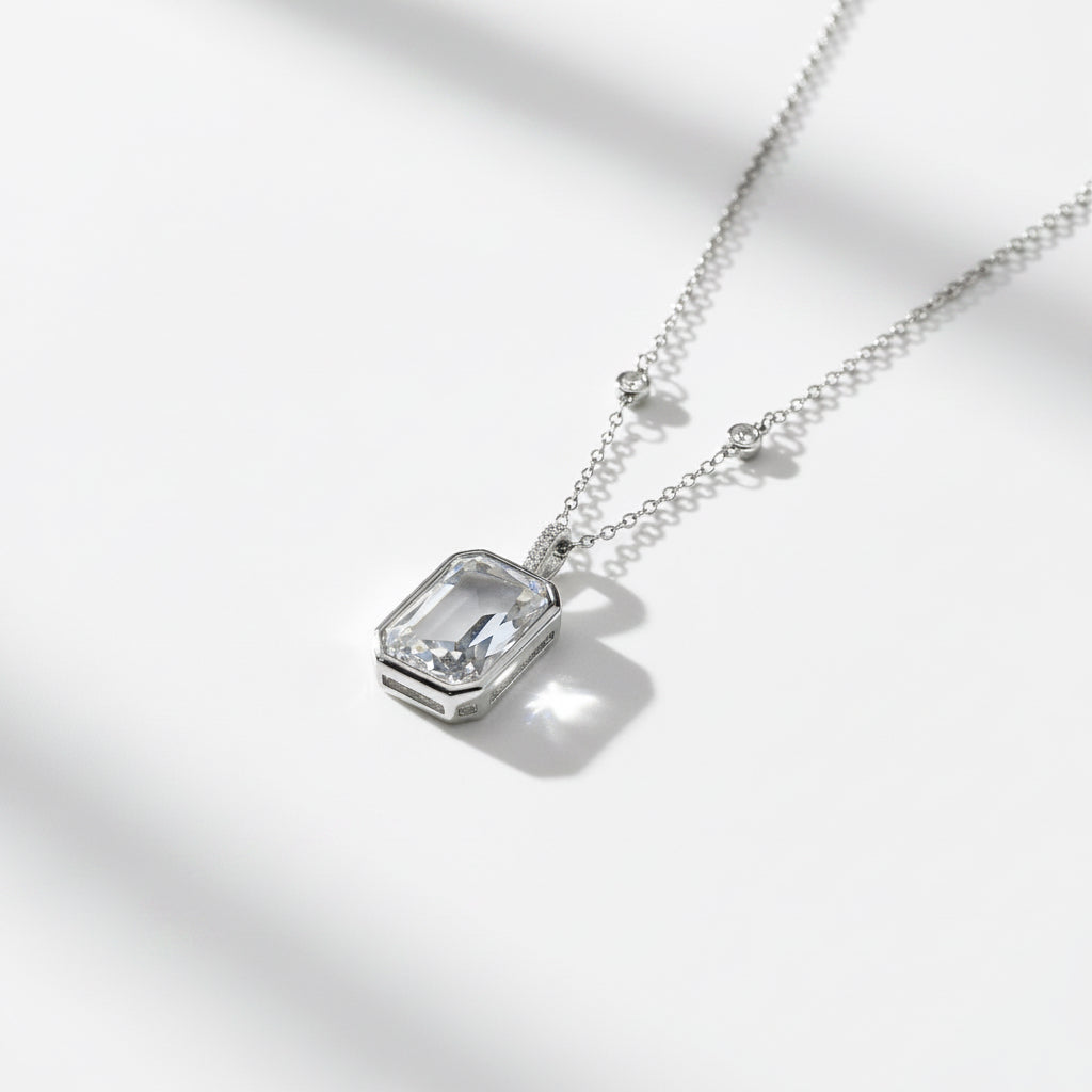 NECKLACE LOCKET GLASS RECTANGLE BOX SILVER