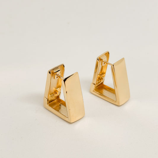 EARRING HOOPS FLAT TRIANGLE