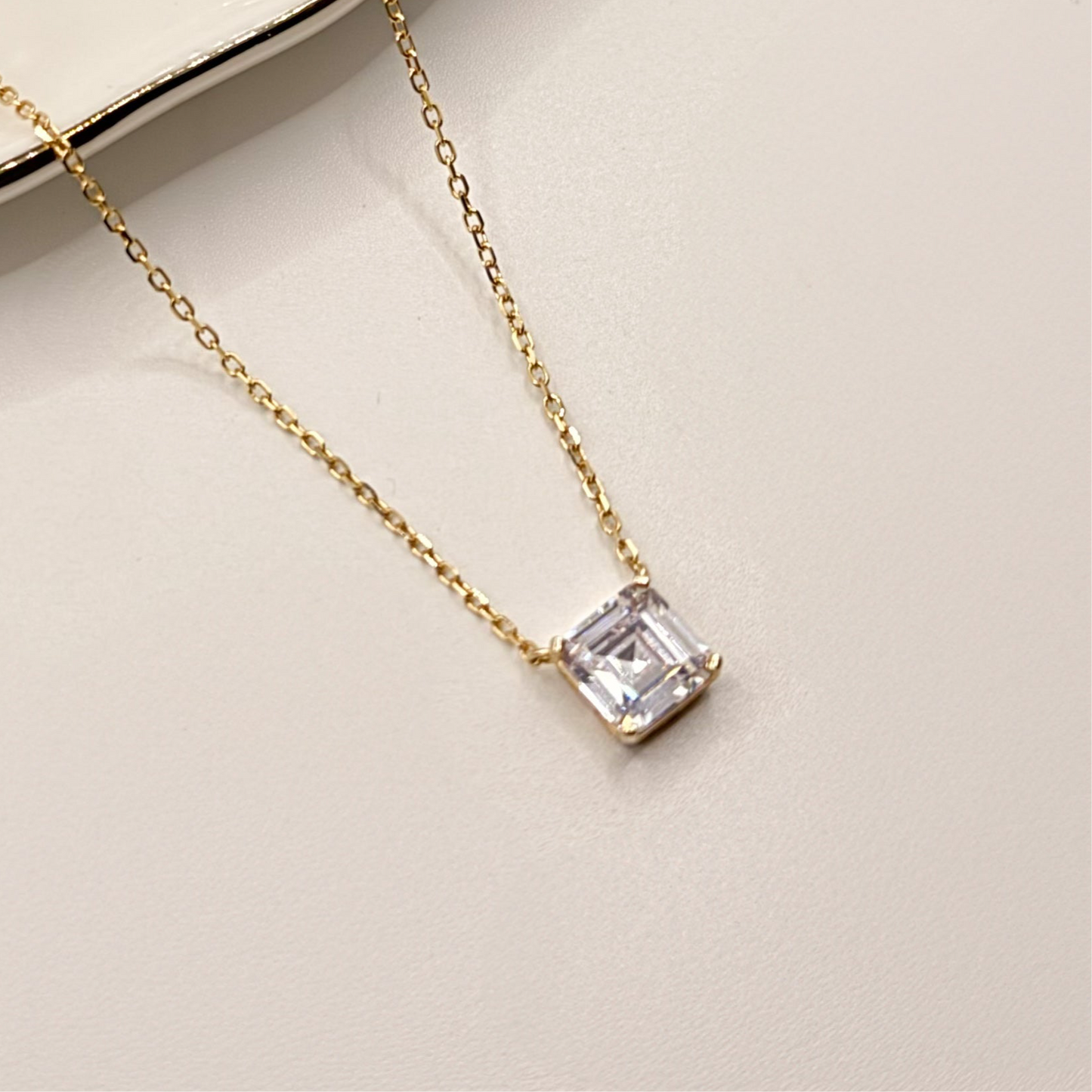 NECKLACE SQUARE CUBIC ZIRCON