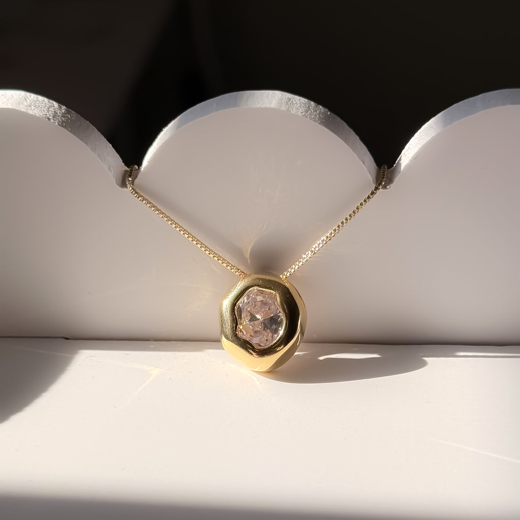 NECKLACE ORGANIC CRYSTAL