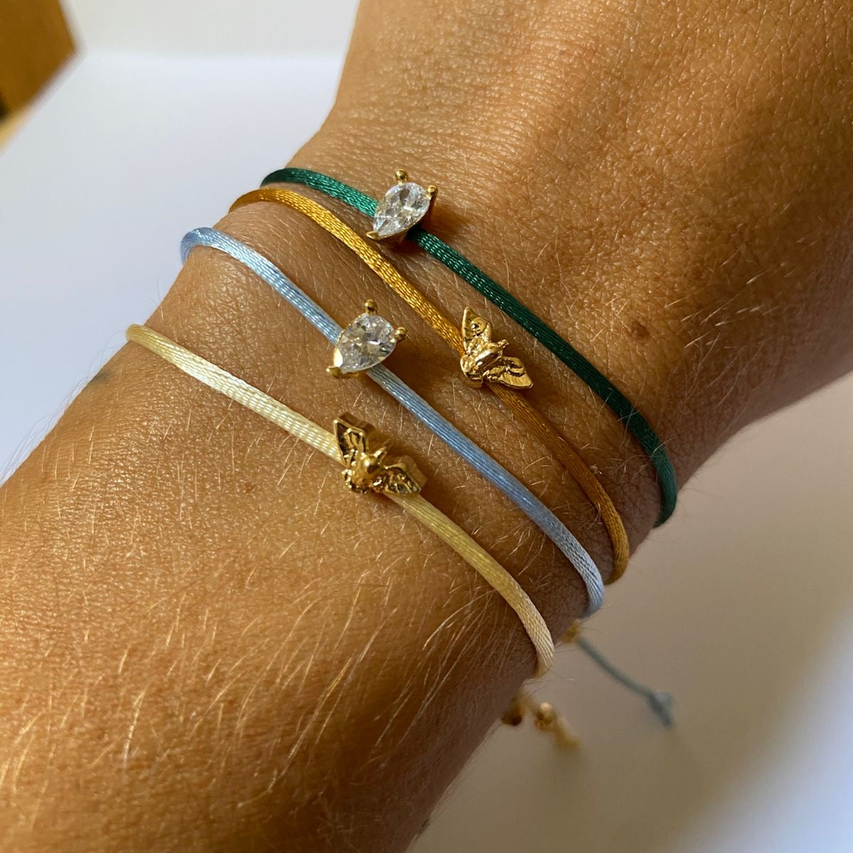 BRACELET SATIN STRING HOLY SPIRIT