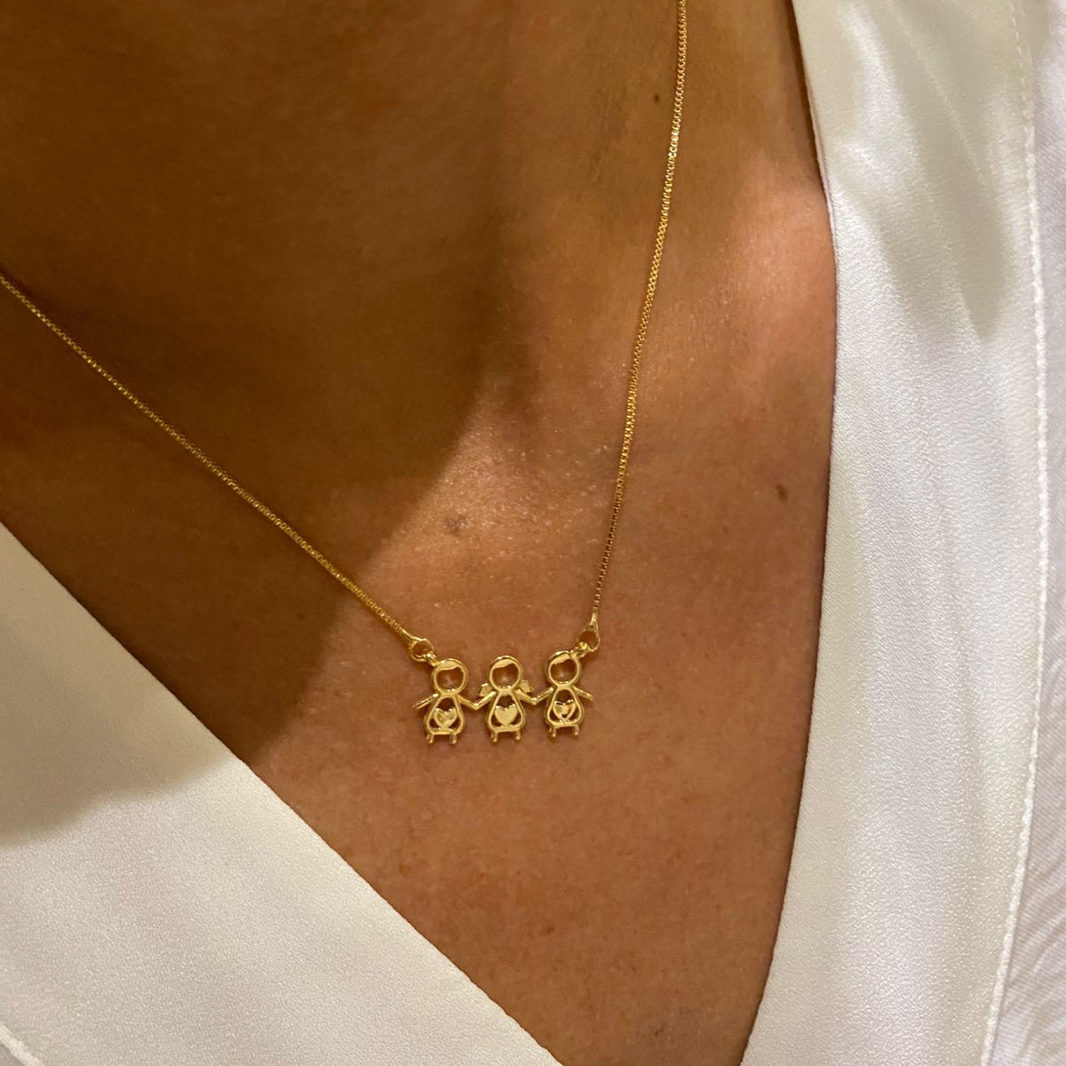 NECKLACE FAMILY LOVE 3 CHILDREN