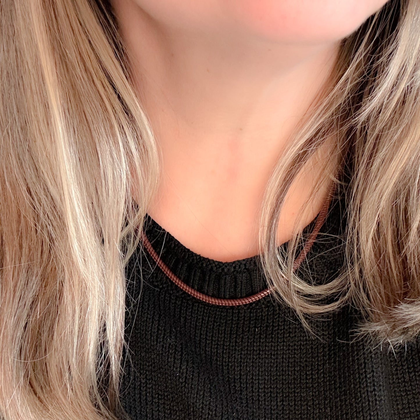 NECKLACE BROWN PAINTED CHAIN