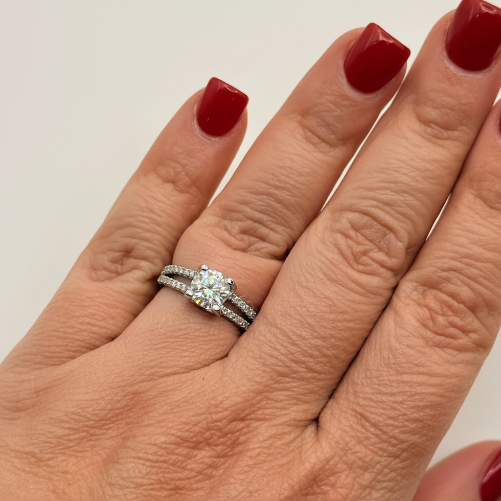 RING DOUBLE OPEN BAND MOISSANITE 1CT