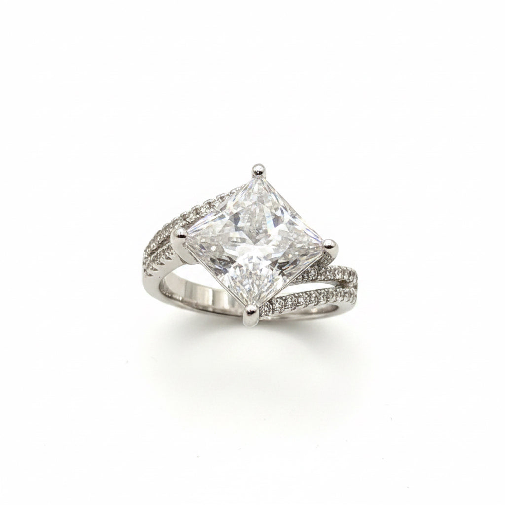 RING SQUARE 6CT MOISSANITE AND CUBIC ZIRCONIAS