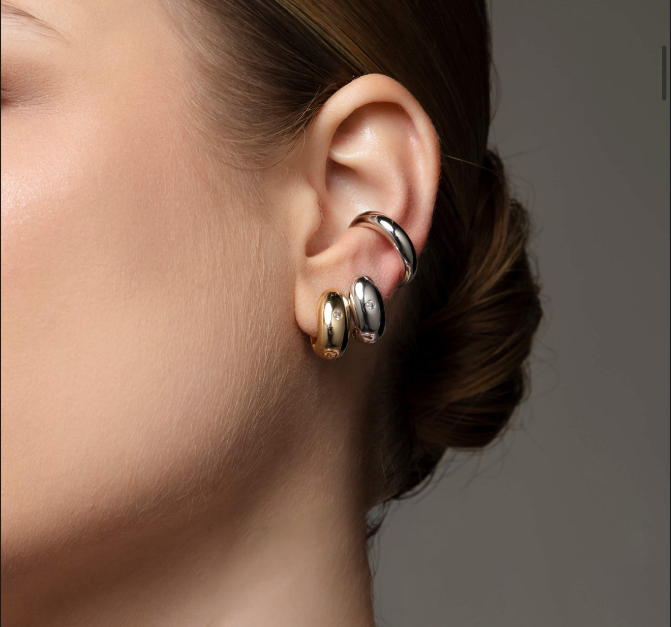 EARRING HOOPS TINY CUBIC ZIRCONIA