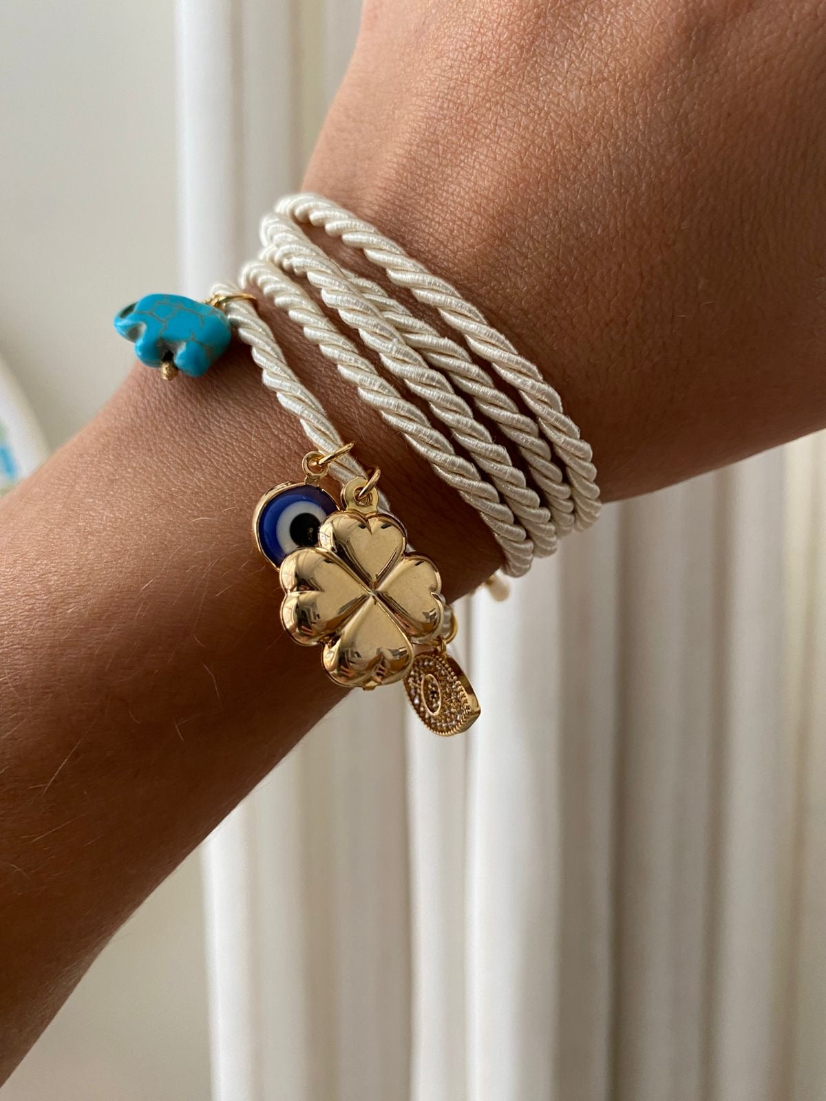 NECKLACE/BRACELET IVORY ROPE LUCKY SYMBOLS (patuá)