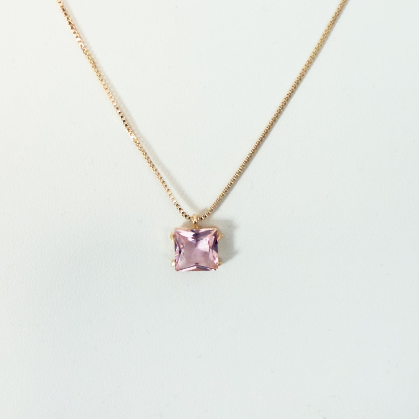 NECKLACE SQUARE CRYSTAL