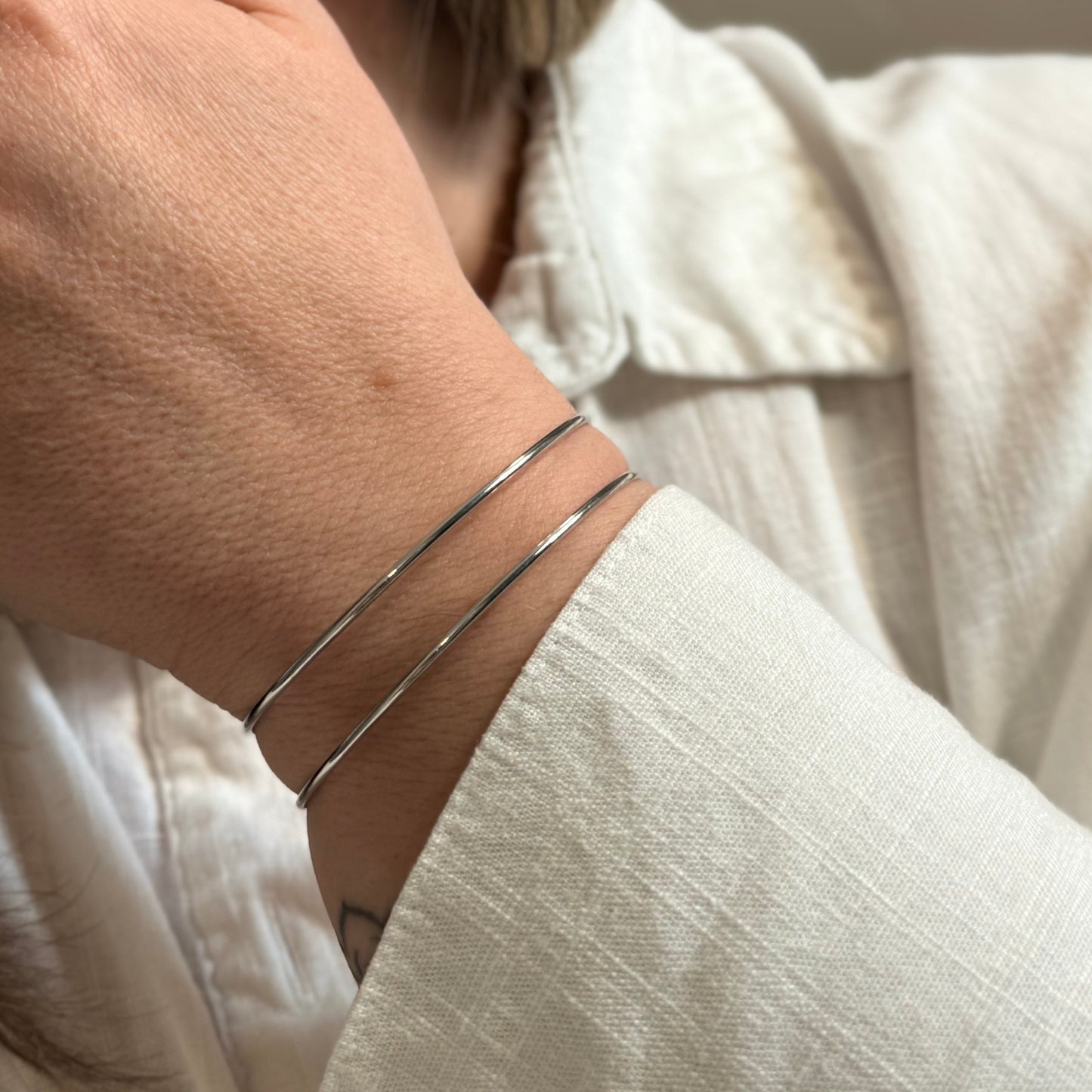 BRACELET BANGLE DOUBLE LINES