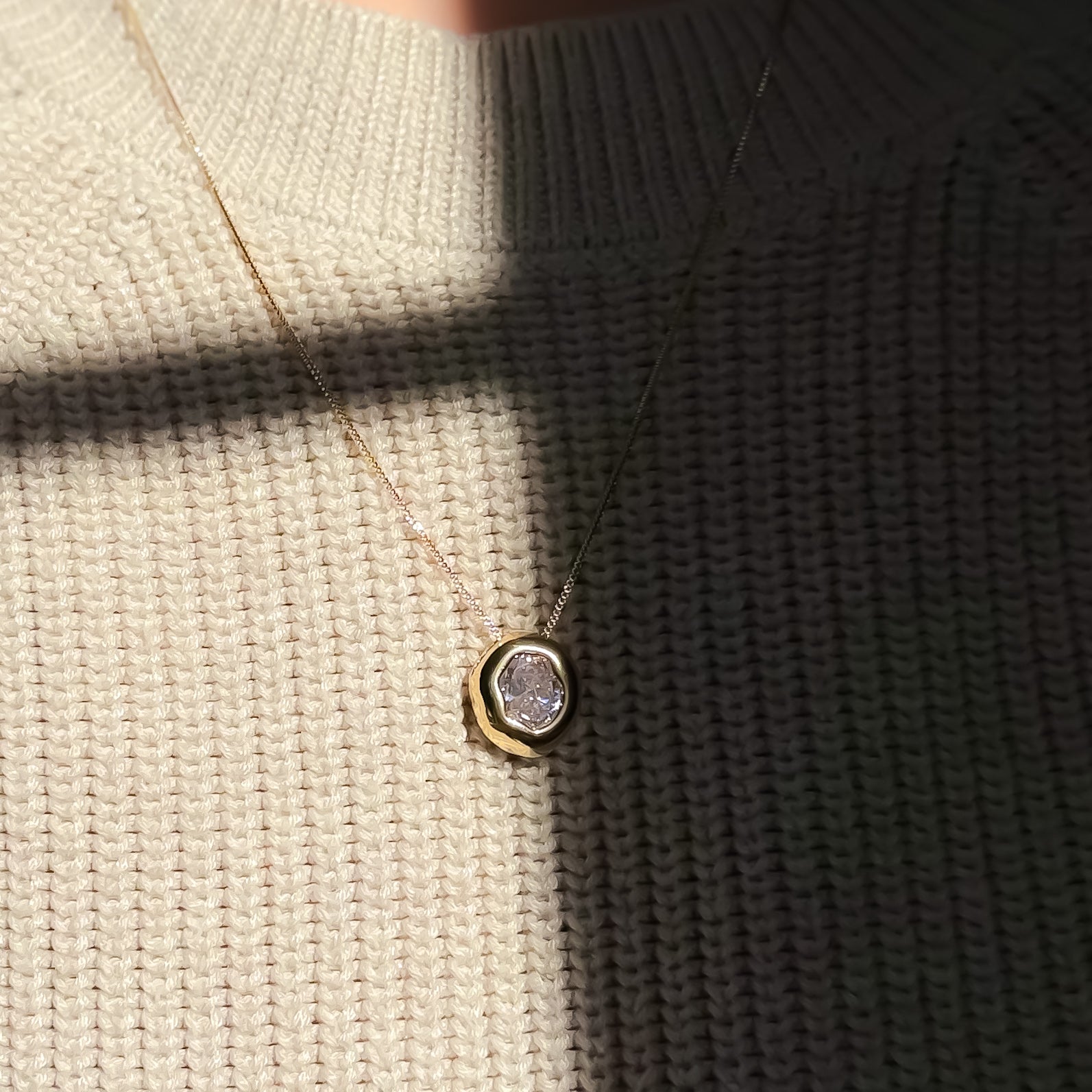 NECKLACE ORGANIC CRYSTAL