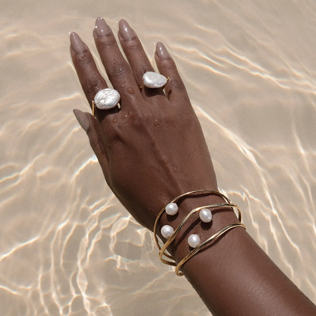BRACELET BANGLE PEARLS BY MADENNA